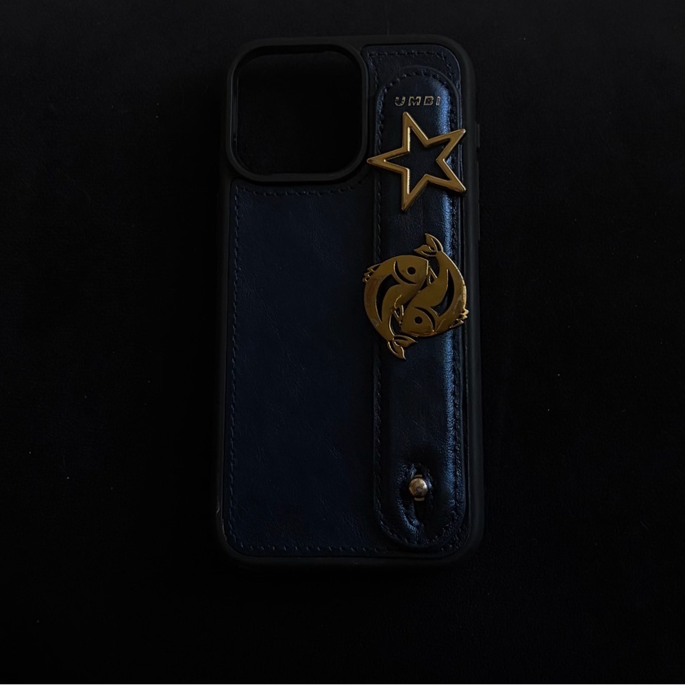 UMBI iPhone 15 Pro Max phone case, removable accessories